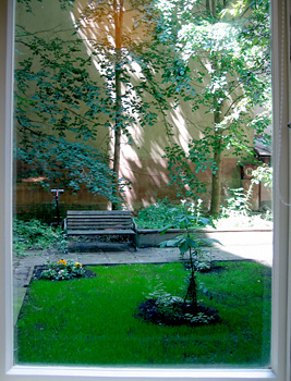 
Courtyard view of Benediktska 2 apartment in Prague. This Prague rental apartment, offered by Apartments in Prague is located right next to Prague’s Old Town Square and a short walk to Prague’s Municipal House (Obecni Dum) and Wenceslas Square.