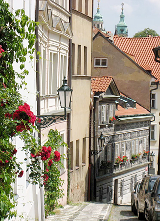 Janska Street leading up to the Residence Janska, an appartament offered by Apartments in Prague, a Prague Hotel apartment accommodation company which lets accommodations in Prague. This short-term apartment rental Accomodation is close to Prague’s Charles Bridge and Malostranske Namesti is in Mala Strana.