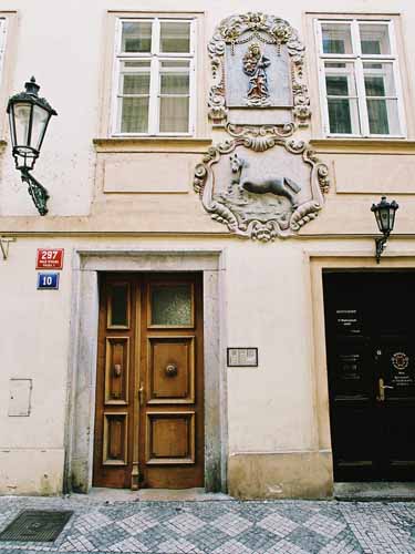 Blue Unicorn adornes the door of the apartment building at Prokopska 10 where there is an apartment in Prague. Prokopska, an apartment offered by Prague Accommodations, is near to Prague’s Lesser Town Square or Malostranske Namesti.